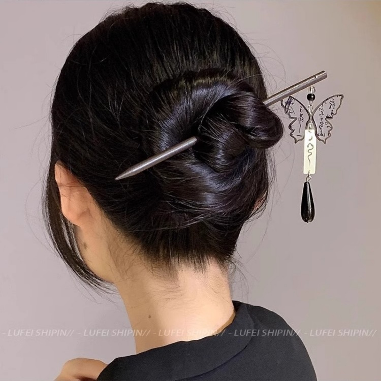 Lichte luxe houten kwastje haa - Women Accessories Shop recensie en prijs
